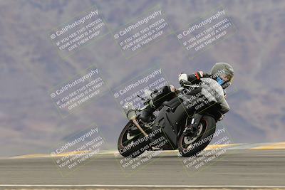 media/Jan-14-2023-SoCal Trackdays (Sat) [[497694156f]]/Turn 9 Set 2 (1130am)/